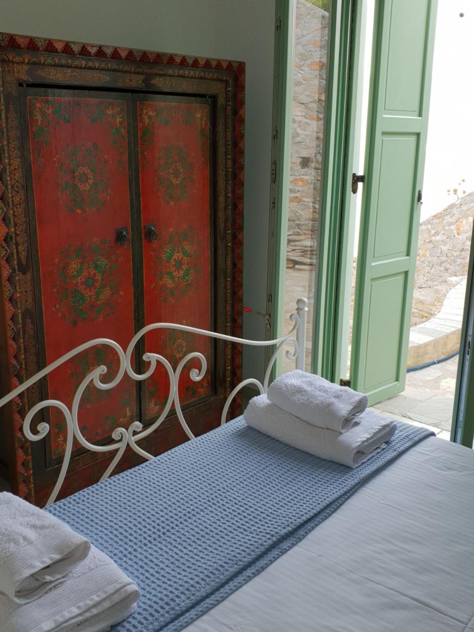 Danezis Sea Stars Villas Symi Exterior foto
